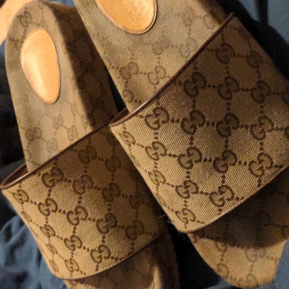 Gucci Slides Worn In Definitely But Could Be Clea… - image 1